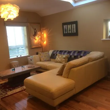 Apartment Secluded Ground Floor Village Centre