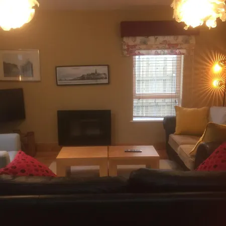 Apartment Secluded Ground Floor Village Centre